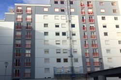 Habillage fenêtres et porte fenêtres rénovation façade aluminium prélaqué RAL2001B et RAL7001B ép.1.5 mm.JPG