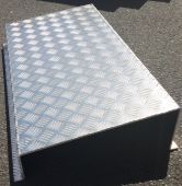 Seuil aluminium damier 5.5_7mm.JPG